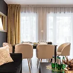 아파트 Black Pearl Z Krytym Basenem -pobierowo Baltic Apartments-sannel For Rent 포비에로보