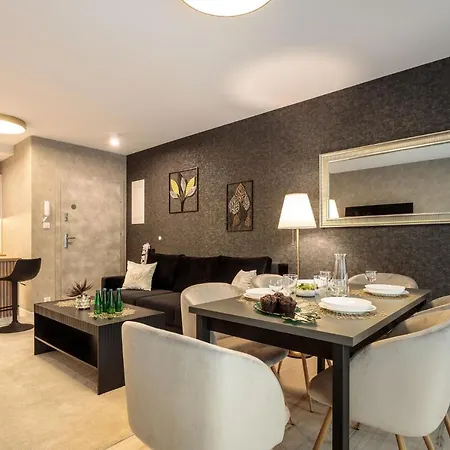 Black Pearl Z Krytym Basenem -pobierowo Baltic Apartments-sannel For Rent